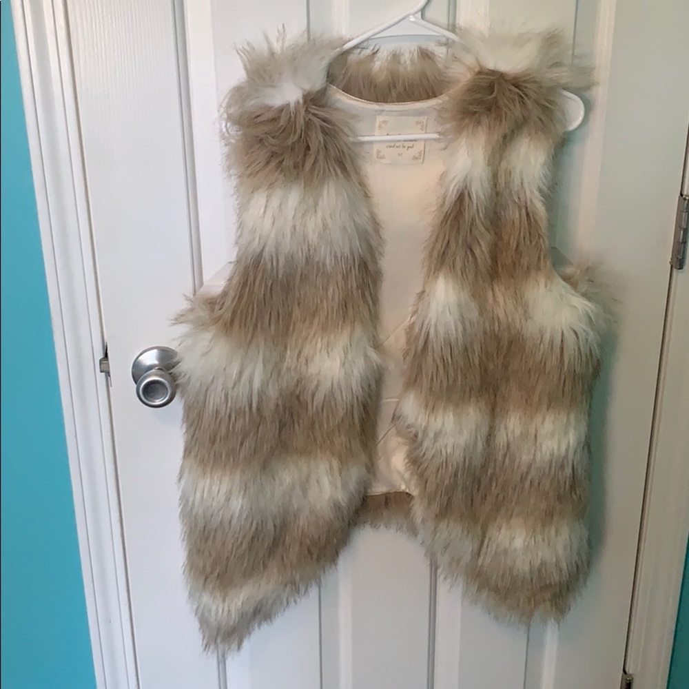 Fur vest - Altar’d State